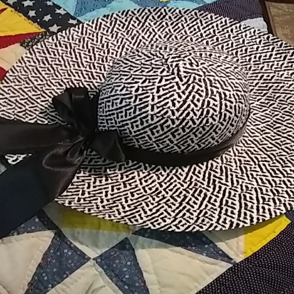 Beach hat